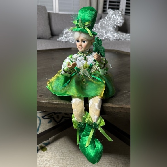 St Patricks Day Elf Leprechaun Doll Shelf sitter/18” GIRL - Picture 1 of 7